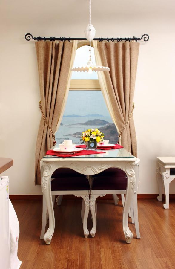 Club Es Tongyeong Resort Exterior foto