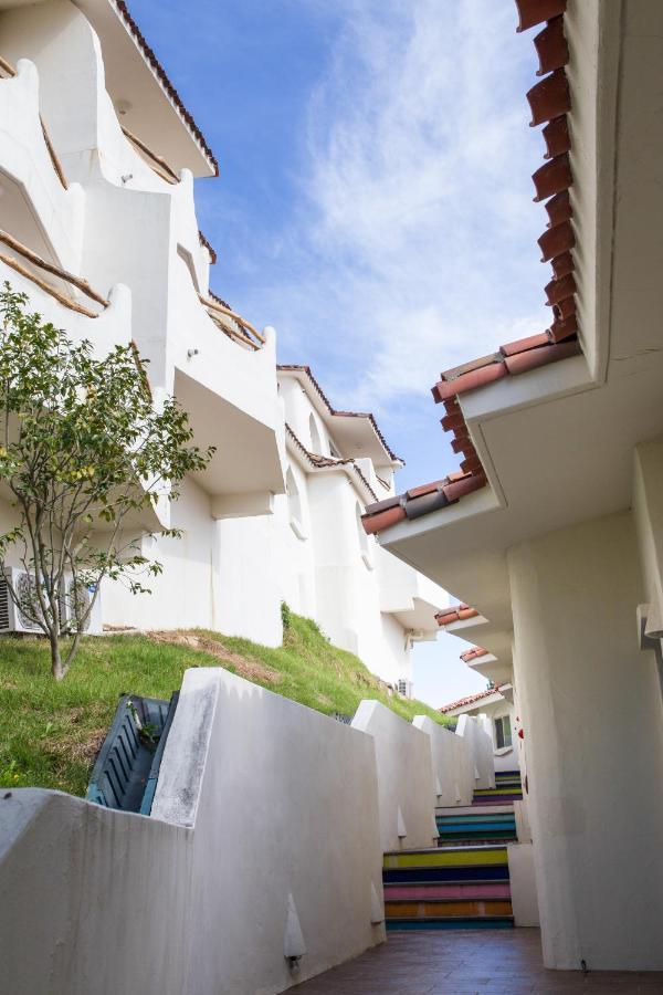 Club Es Tongyeong Resort Exterior foto